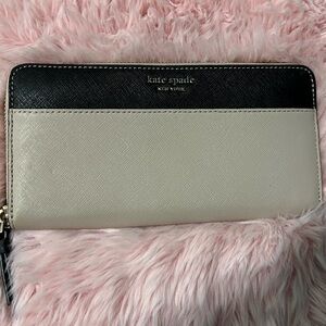 Kate Spade Black and Cream Women's Wallet